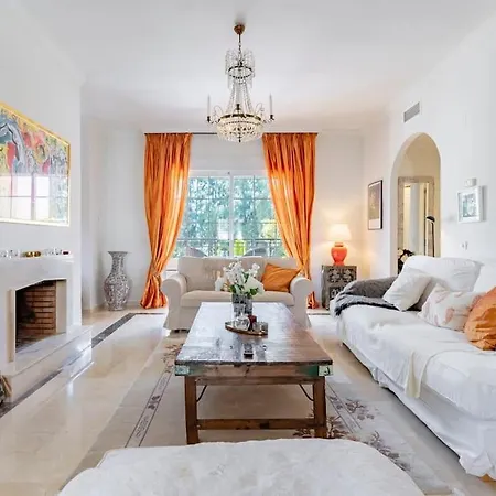 Apartment 2 Bed In Nueva Andalucia