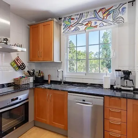 Apartment 2 Bed In Nueva Andalucia *