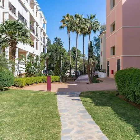 Apartament 2 Bed In Nueva Andalucia Marbella