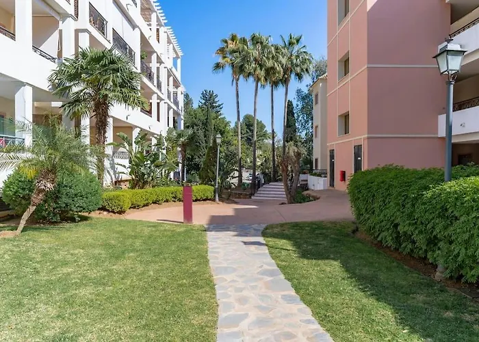 Apartamento 2 Bed In Nueva Andalucia Marbella